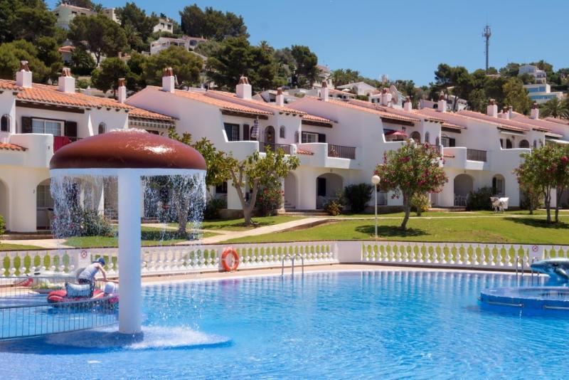 Apartamentos Son Bou Playa Gold Exterior photo